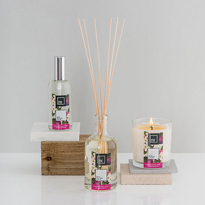 Apple Blossom & Plum Candle