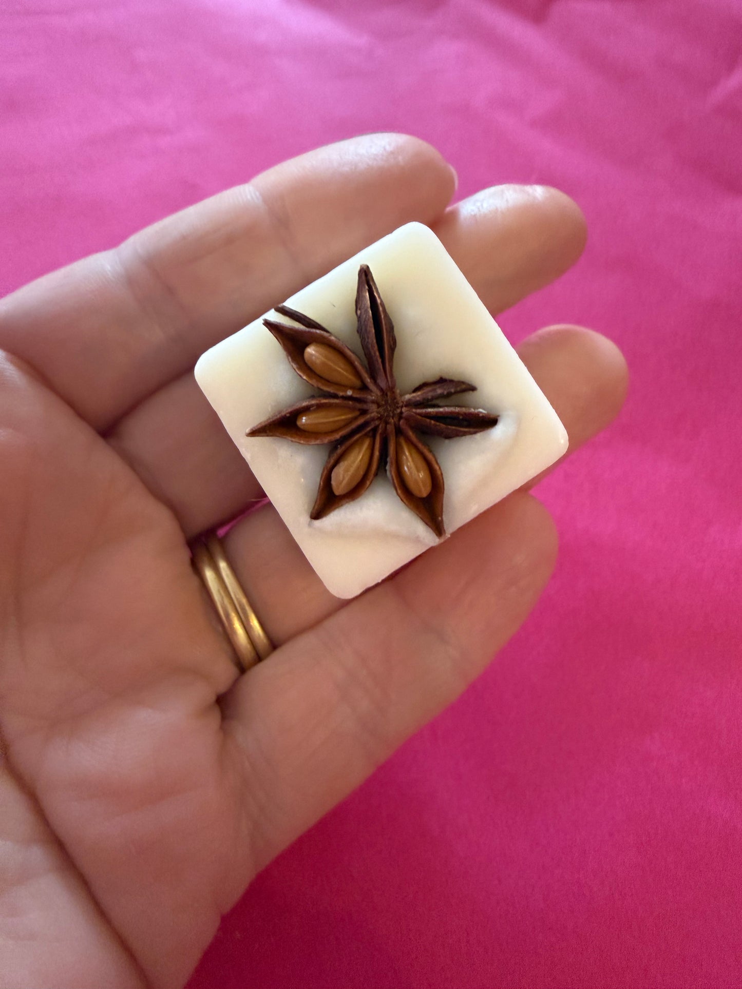 Zanzibar Cedarwood wax melts